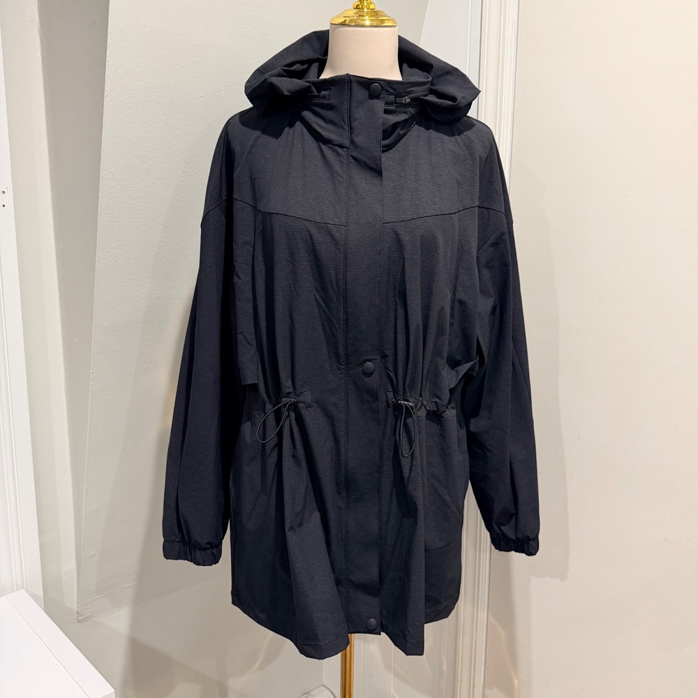 Zella Black Commute Stowaway Packable Hood Jacket with Cinch Waist | Size XL